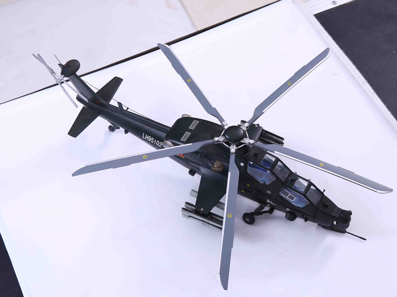 武直-10直升机模型