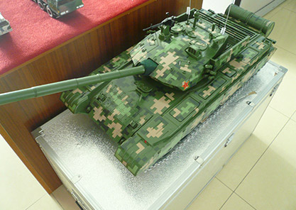 T99坦克1:10迷彩军事模型